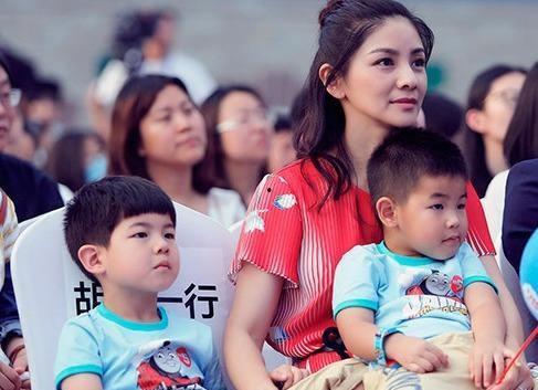 结完婚吃瓜,吃瓜群众见证幸福瞬间-第2张图片-网曝911黑料热点事件