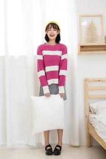 吃瓜打毛衣,趣味生活两不误-第3张图片-网曝911黑料热点事件