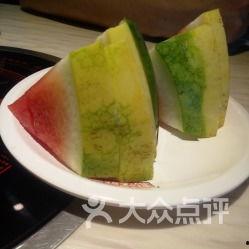 金茂公园吃瓜视频,趣味横生的夏日午后-第2张图片-网曝911黑料热点事件